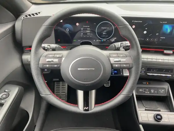 HYUNDAI KONA N LINE (9/15)
