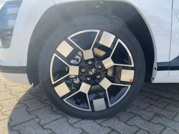 HYUNDAI KONA PRIME (6/15)