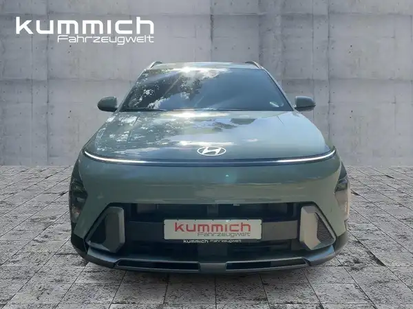 HYUNDAI KONA (2/14)