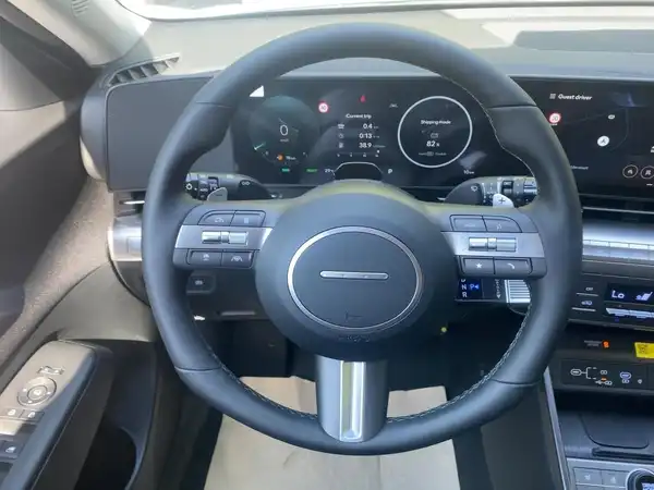 HYUNDAI KONA (9/14)