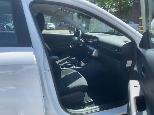 HYUNDAI KONA SELECT (13/15)