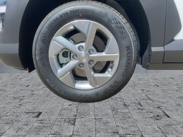 HYUNDAI KONA SELECT (8/15)