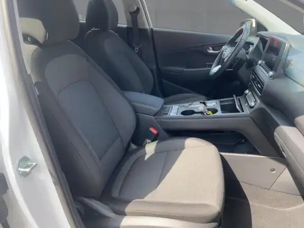 HYUNDAI KONA SELECT (11/15)