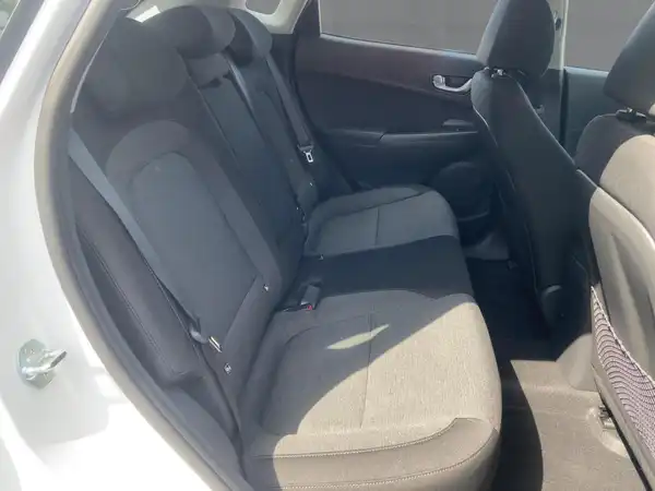 HYUNDAI KONA SELECT (12/15)