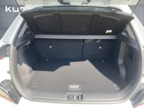 HYUNDAI KONA SELECT (13/15)