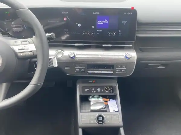 HYUNDAI KONA EV (10/15)