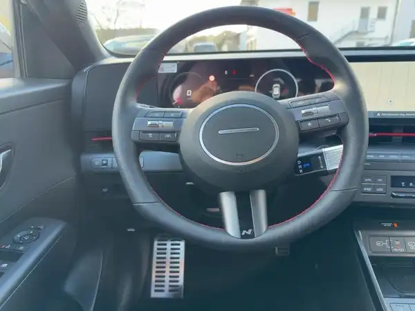 HYUNDAI KONA N LINE (9/14)