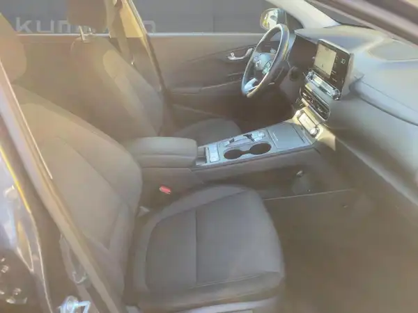 HYUNDAI KONA TREND (11/15)