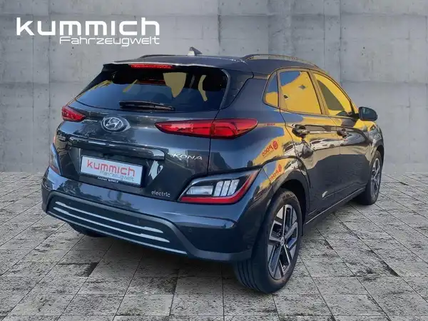 HYUNDAI KONA TREND (4/15)