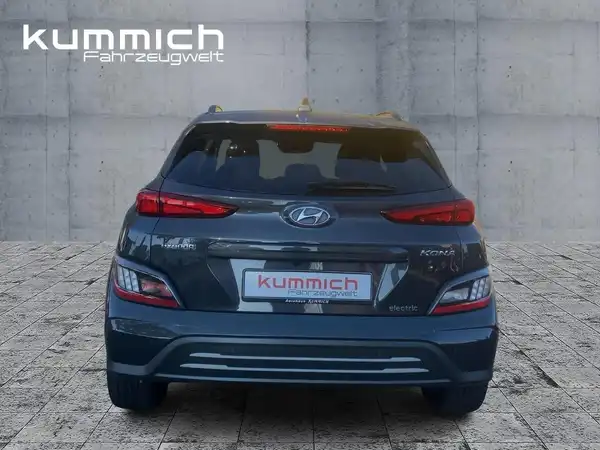 HYUNDAI KONA TREND (5/15)