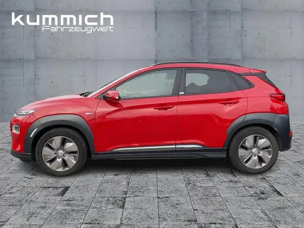 HYUNDAI KONA ELEKTRO (6/15)