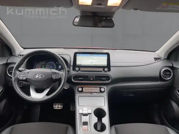 HYUNDAI KONA ELEKTRO (8/15)