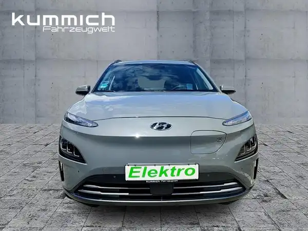 HYUNDAI KONA TREND (2/15)