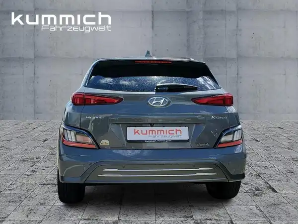 HYUNDAI KONA TREND (5/15)