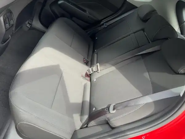 HYUNDAI KONA TREND (12/14)