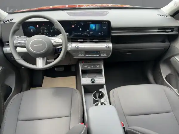 HYUNDAI KONA TREND (8/14)