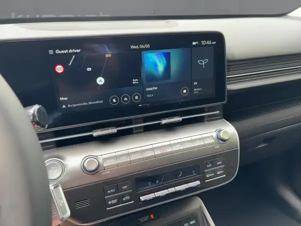 HYUNDAI KONA TREND (10/14)