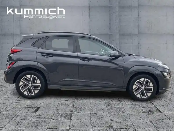 HYUNDAI KONA ELEKTRO (3/15)