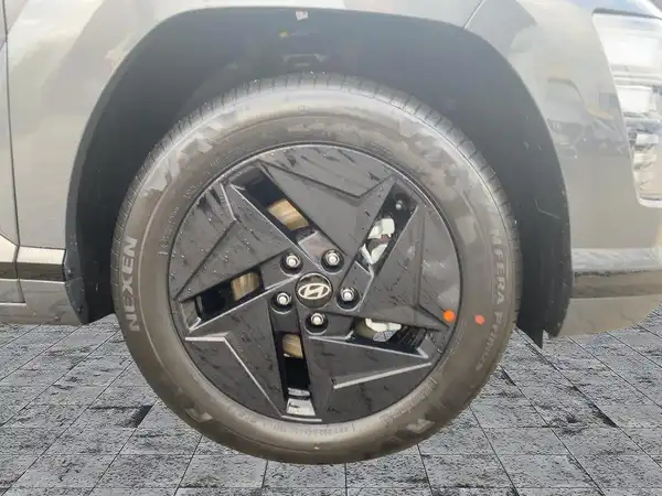 HYUNDAI KONA TREND (7/15)