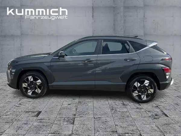 HYUNDAI KONA TREND (6/15)