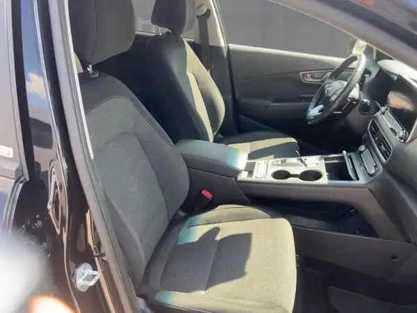 HYUNDAI KONA TREND (11/15)