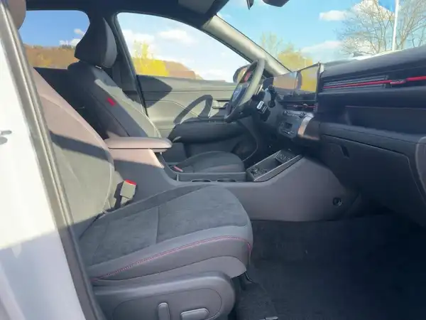 HYUNDAI KONA N LINE (11/14)