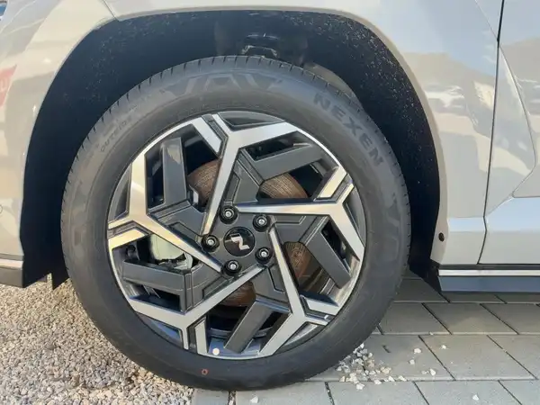 HYUNDAI KONA N LINE (7/14)