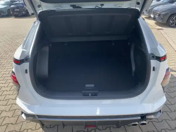 HYUNDAI KONA N LINE (13/15)
