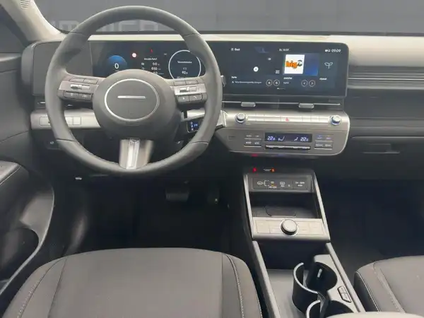 HYUNDAI KONA TREND (8/15)