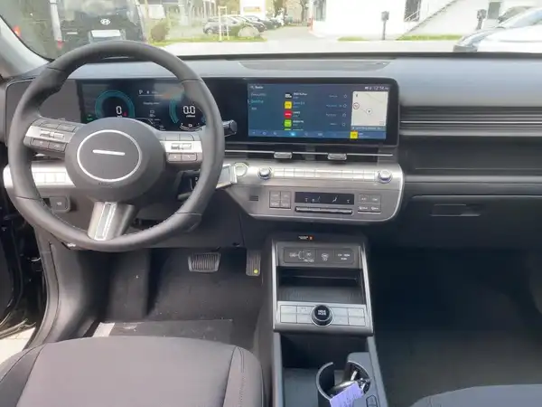 HYUNDAI KONA SELECT (8/15)