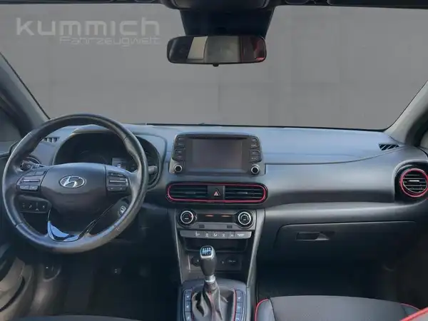 HYUNDAI KONA (8/14)