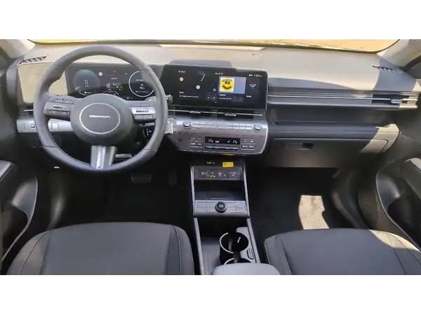 HYUNDAI KONA TREND (2/14)