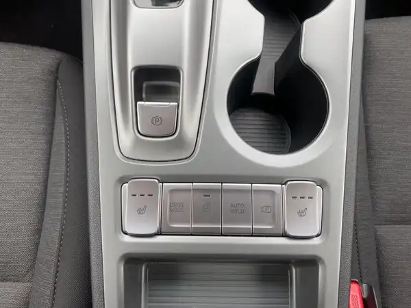 HYUNDAI KONA TREND (14/15)