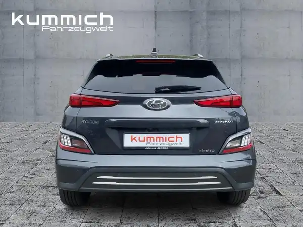 HYUNDAI KONA TREND (5/15)
