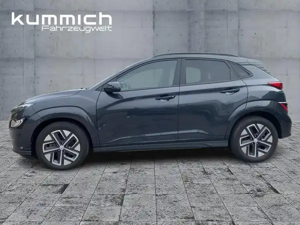 HYUNDAI KONA TREND (6/15)