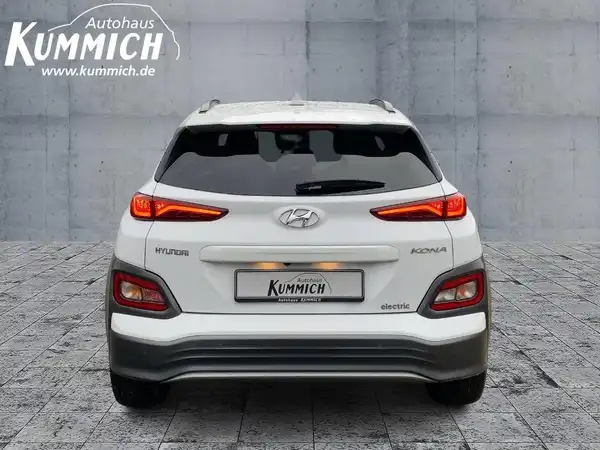 HYUNDAI KONA ELEKTRO (3/14)