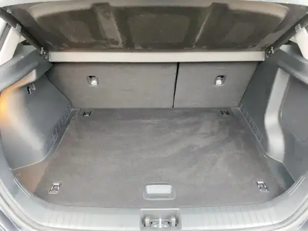 HYUNDAI KONA ELEKTRO (11/14)