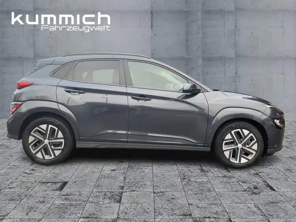 HYUNDAI KONA ELEKTRO (3/15)