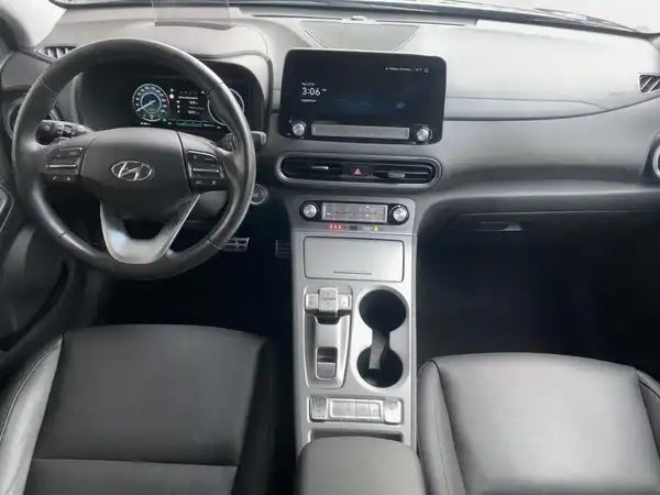 HYUNDAI KONA ELEKTRO (8/15)
