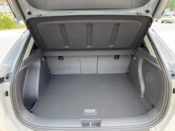 HYUNDAI KONA PRIME (13/15)