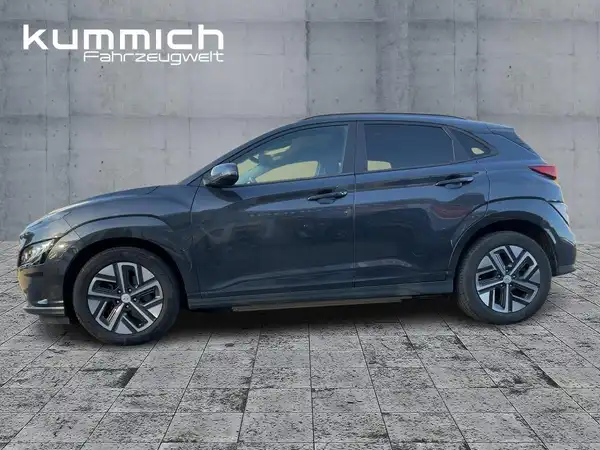 HYUNDAI KONA ELEKTRO (6/14)