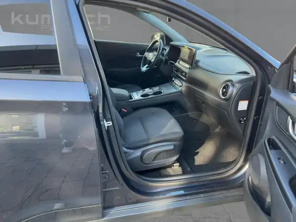 HYUNDAI KONA ELEKTRO (10/14)