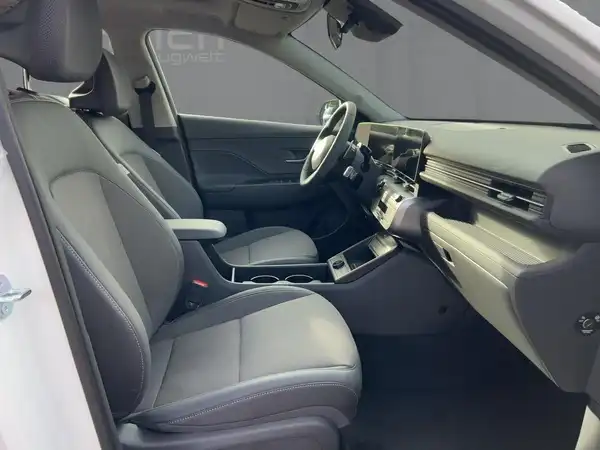 HYUNDAI KONA PRIME (11/15)