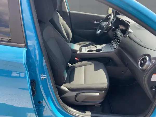 HYUNDAI KONA TREND (11/15)