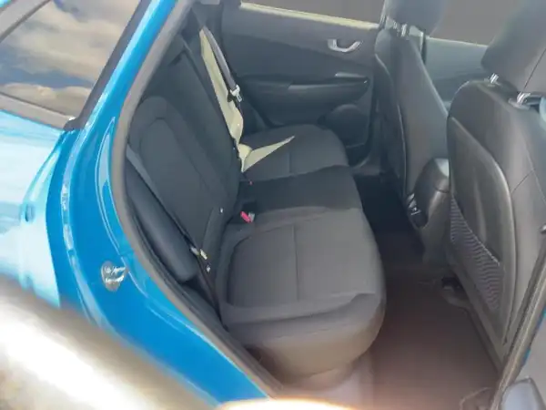 HYUNDAI KONA TREND (12/15)
