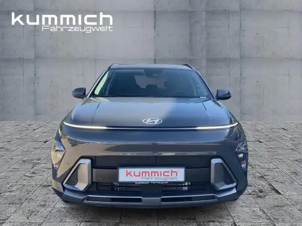 HYUNDAI KONA TREND (2/15)