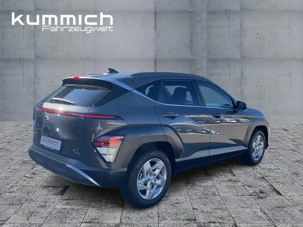 HYUNDAI KONA TREND (4/15)