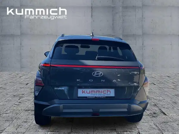 HYUNDAI KONA TREND (5/15)