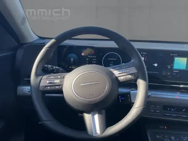 HYUNDAI KONA TREND (9/15)