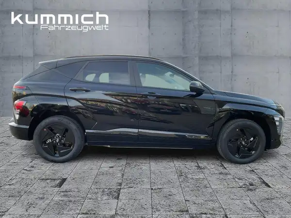 HYUNDAI KONA TREND (3/15)